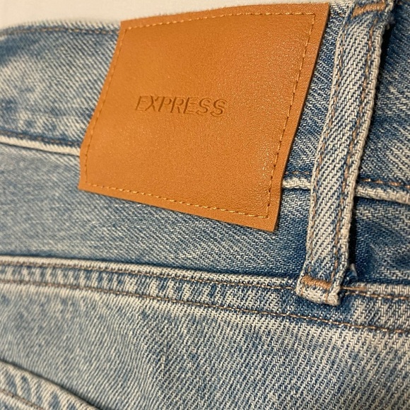 Express High Waisted Rigid Jeans - Picture 4 of 7